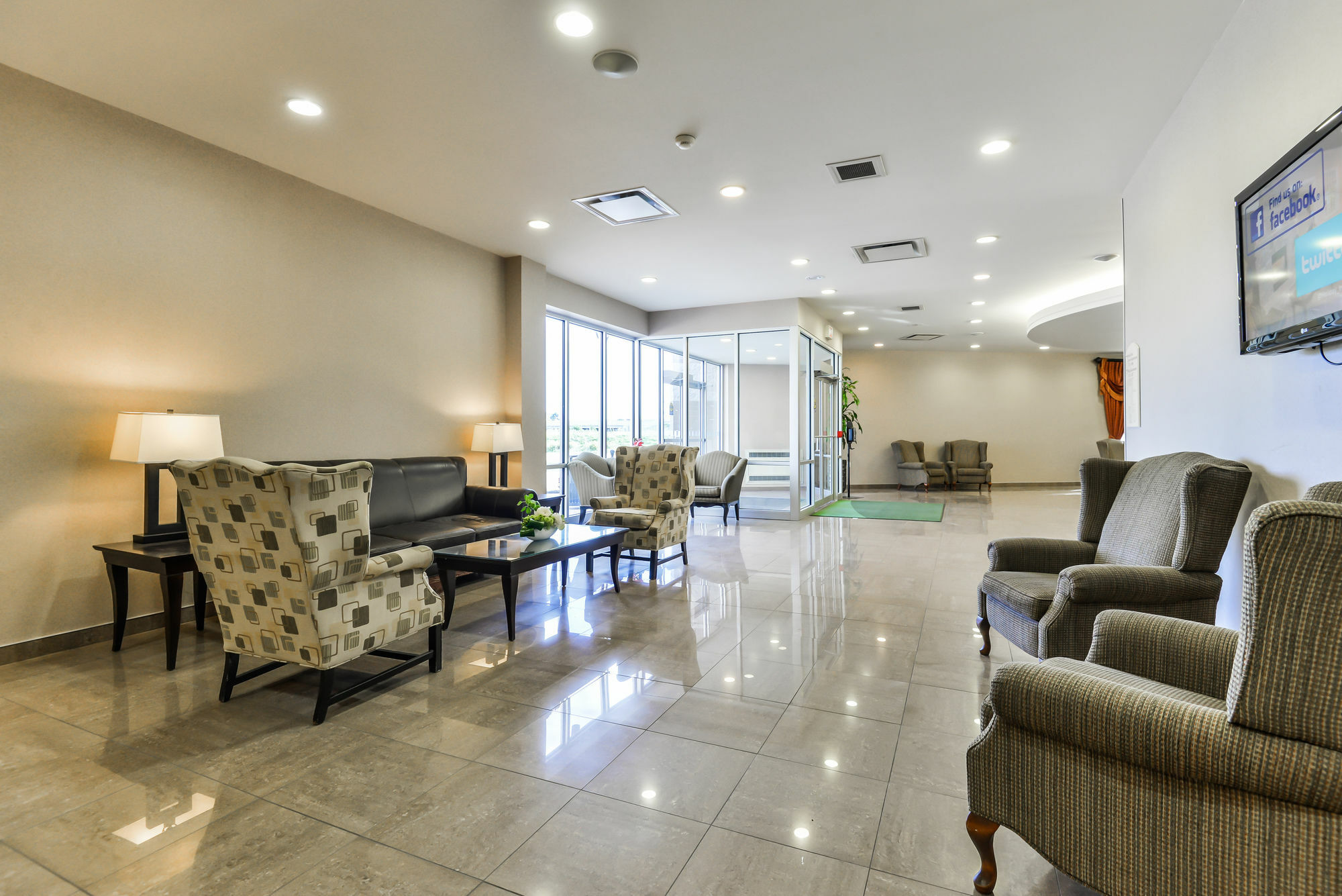 Отель Doubletree By Hilton Китченер Экстерьер фото